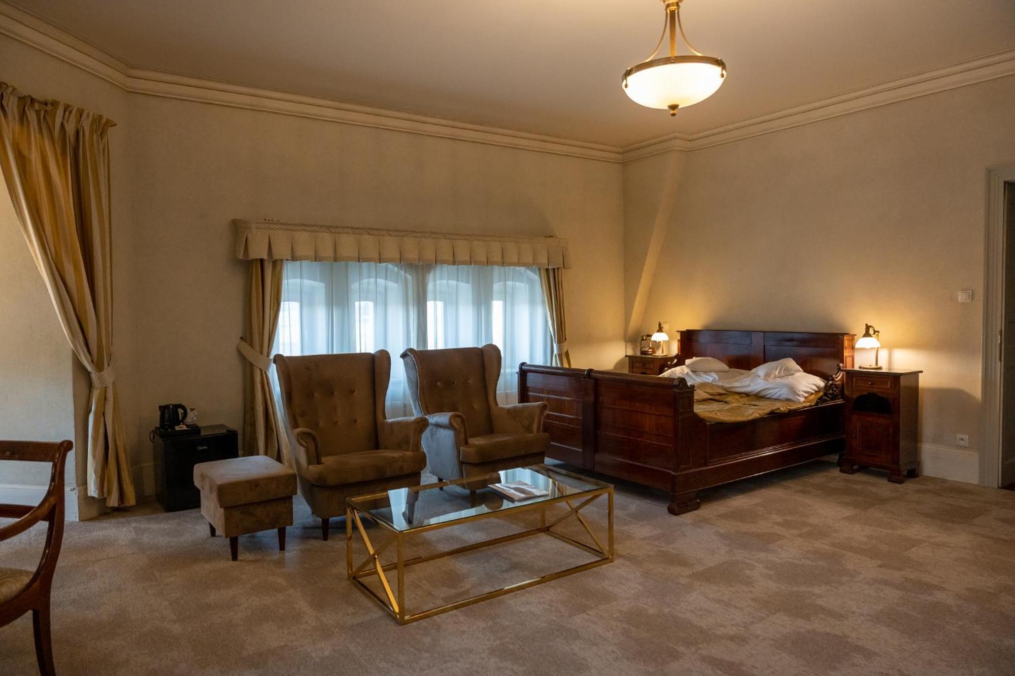 Pałac Wojanów Quarto foto